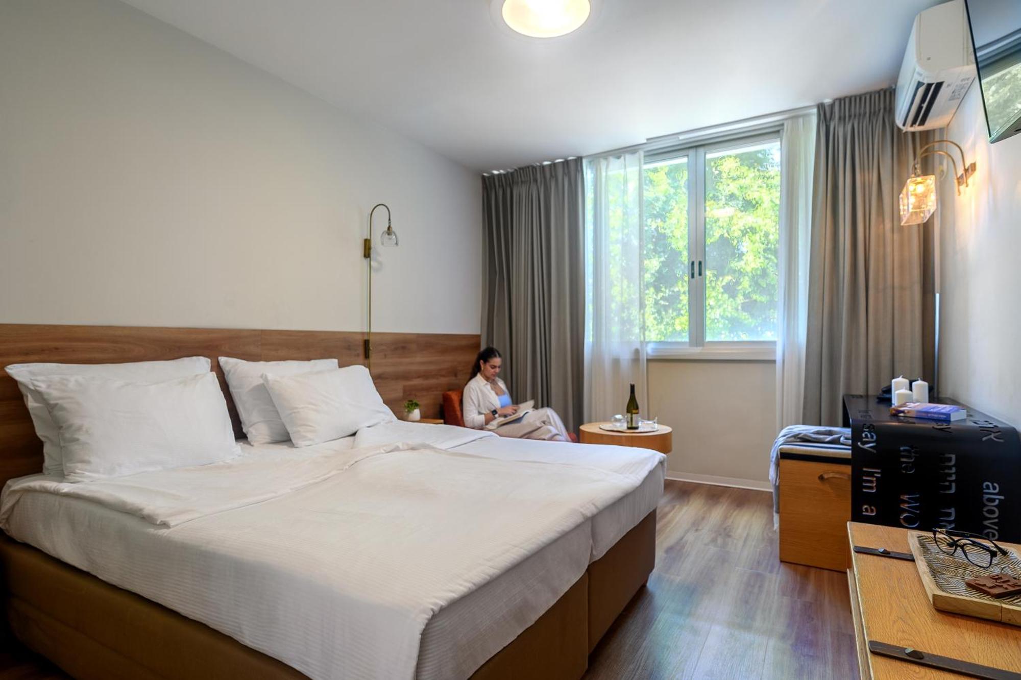 Hotel Beit Maimon Зіхрон-Яаков Номер фото